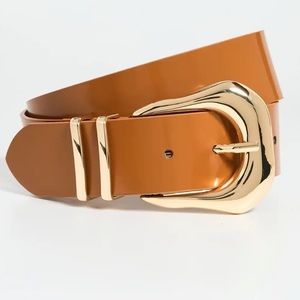 NWT B low the belt KODA belt
